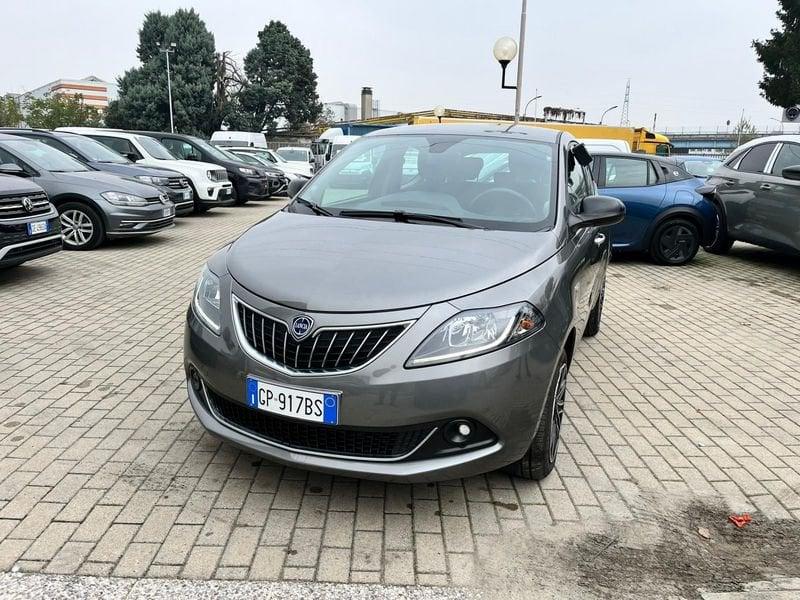 Lancia Ypsilon 1.0 FireFly 5 porte S&S Hybryd Gold