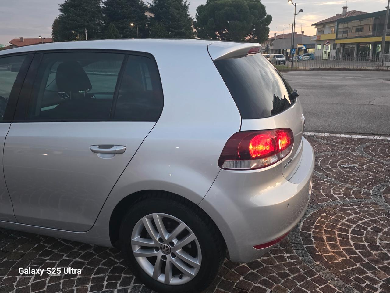 Volkswagen Golf 1.6 TDI DPF 5p. Highline
