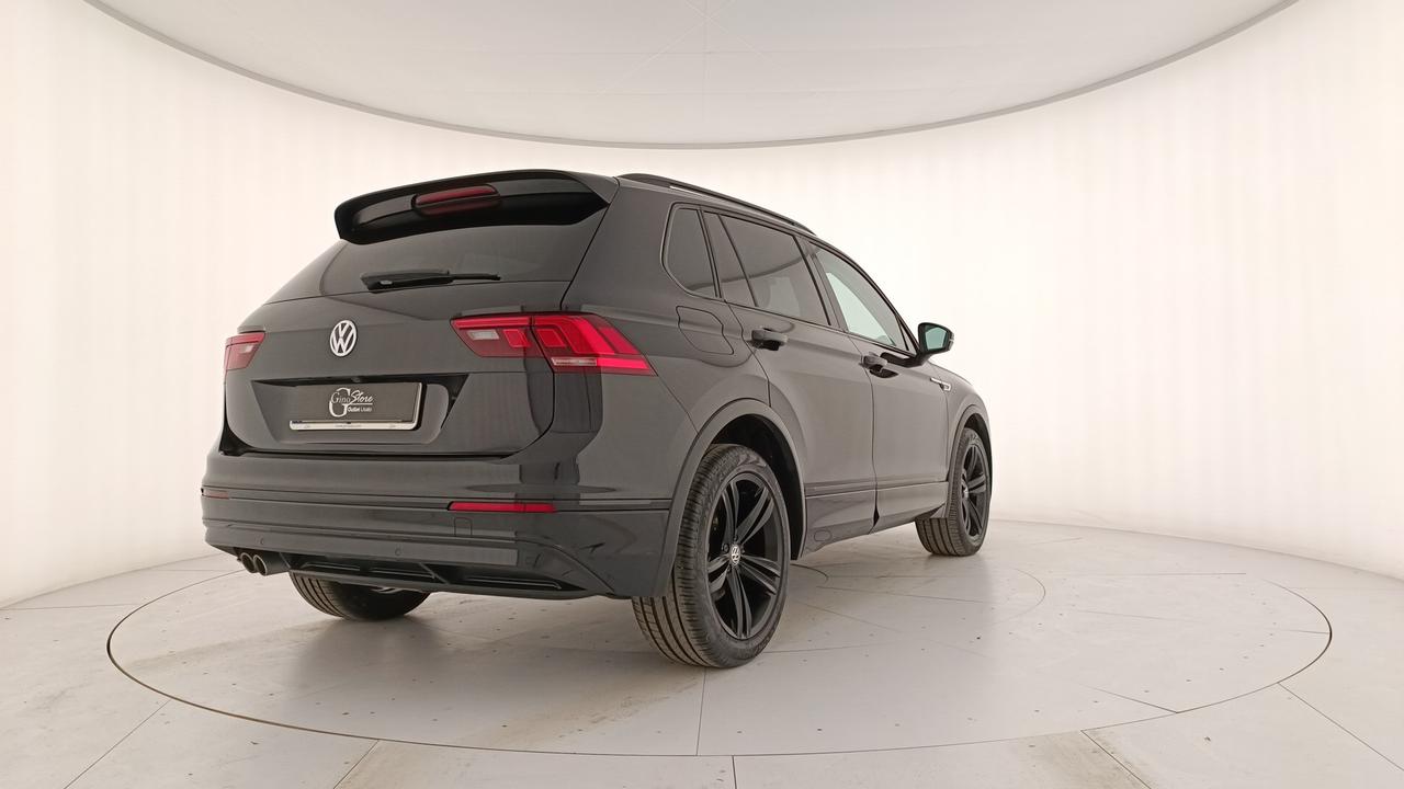 VOLKSWAGEN Tiguan 2.0 tdi Advanced R-Line Exterior Pack 4motion 150cv dsg