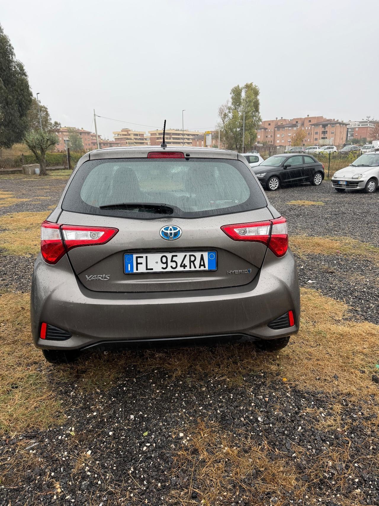Toyota Yaris 1.5 Hybrid 5 porte Active