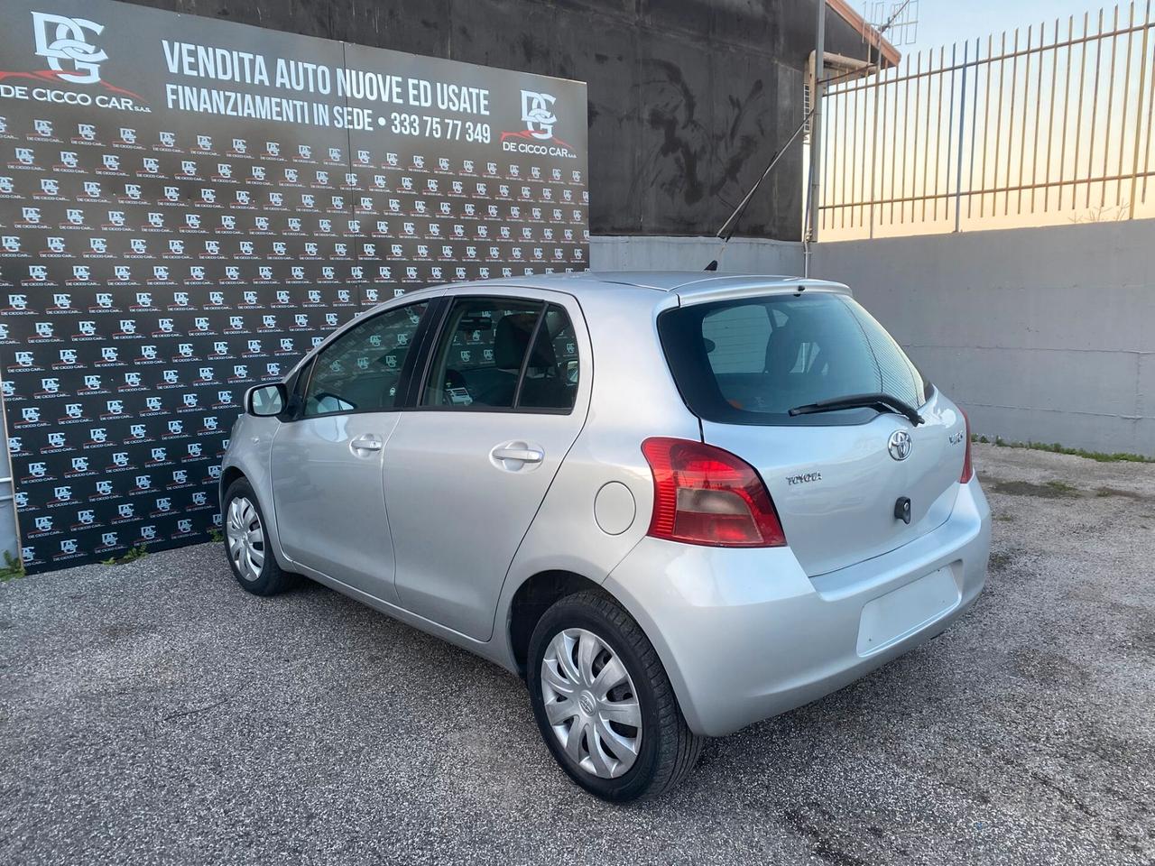 Toyota Yaris 1.3 5 porte Navi