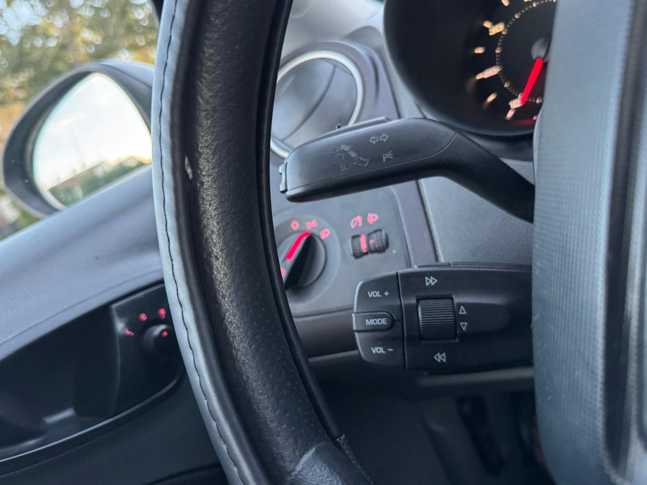 Seat Ibiza 1.2 TDI EURO 5 NEOPATENTATI