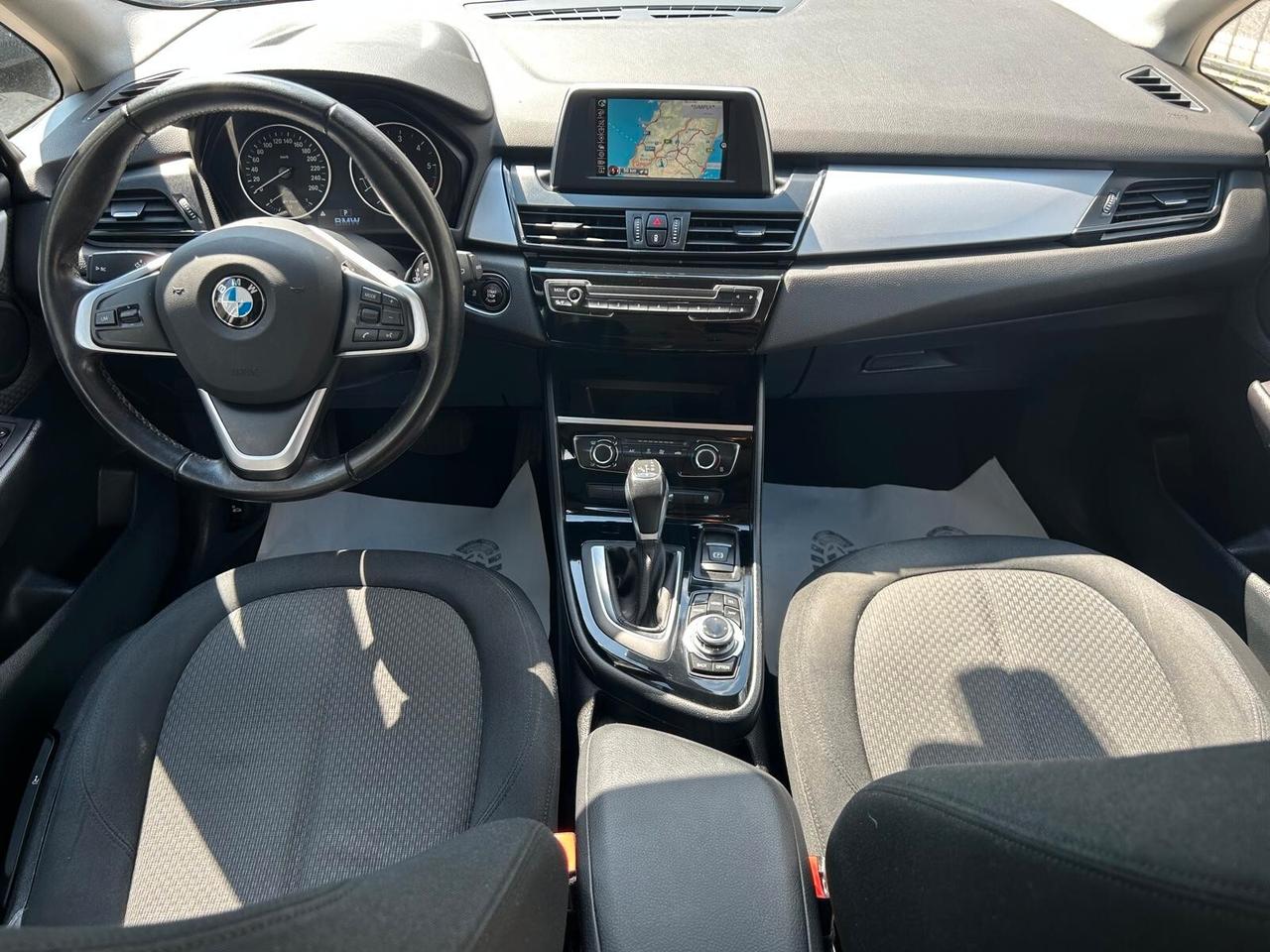 Bmw 2er Active Tourer 218d Advantage