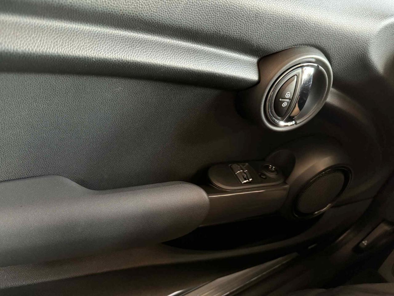 Mini ONE D 1.5 3 porte 95CV OK NEOPATENTATI