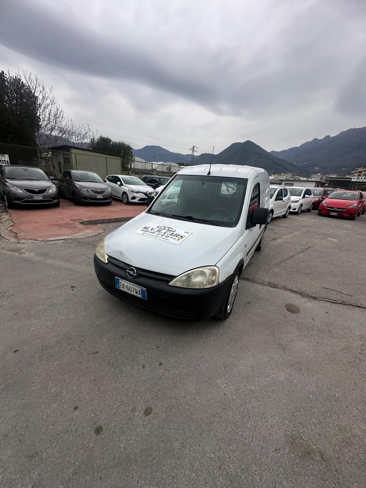 Opel Combo 13 CDTI