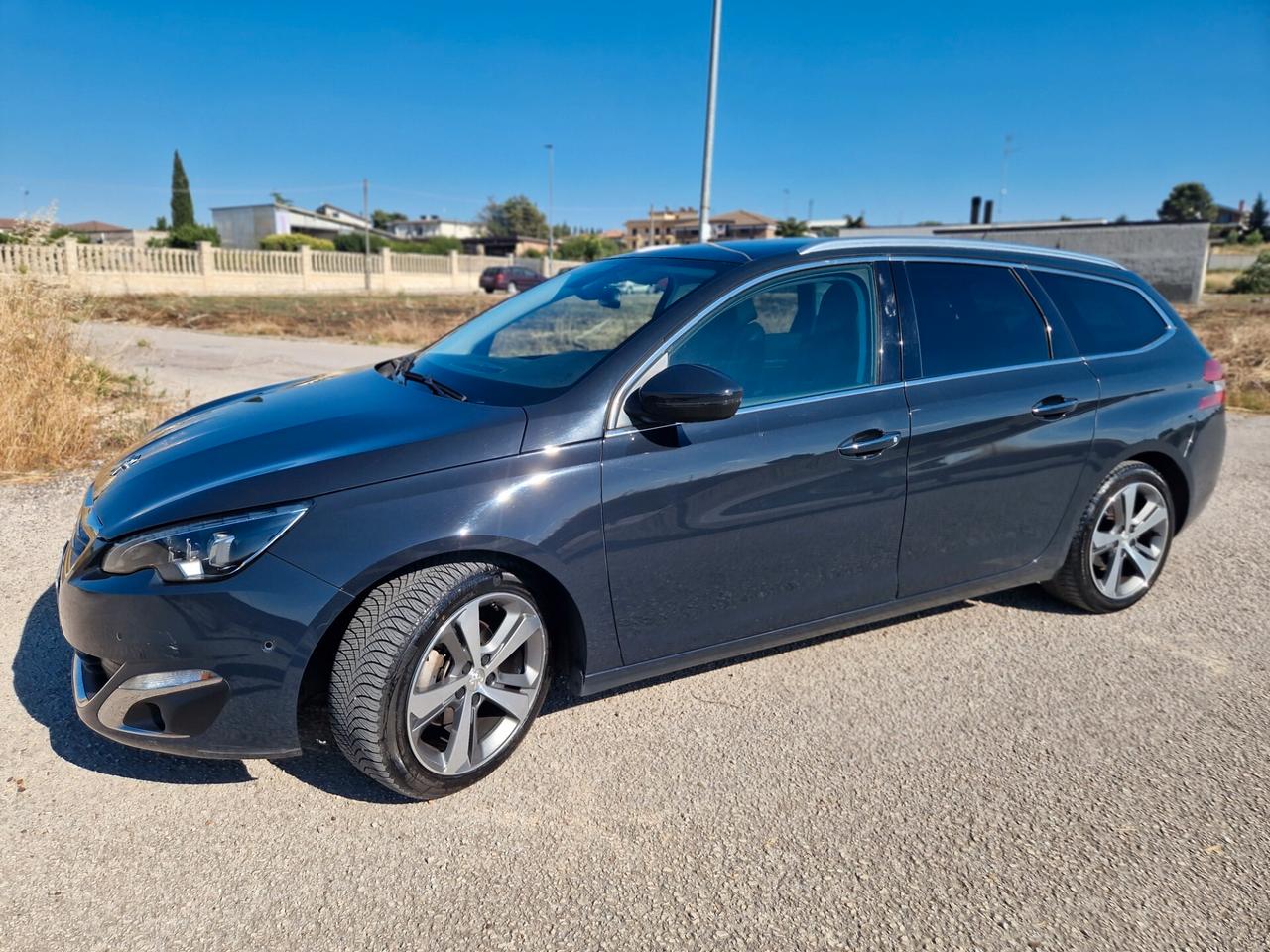 Peugeot 308 BlueHDi 120 S&S Allure