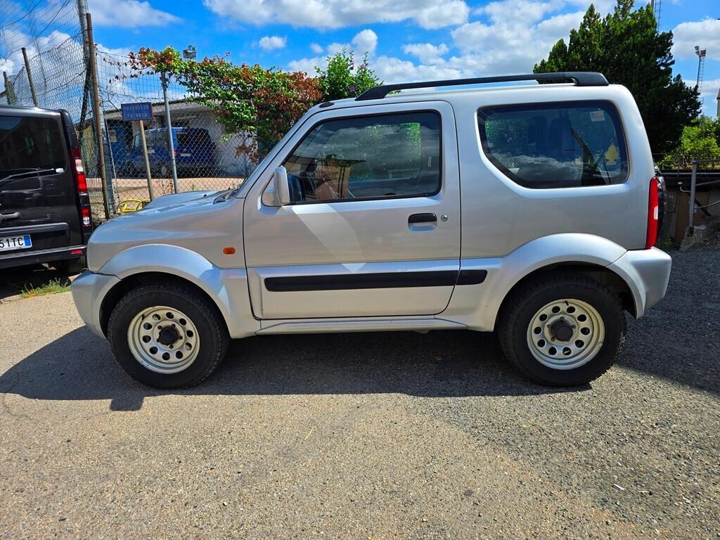 Suzuki Jimny 1.5 DDiS cat 4WD JLX