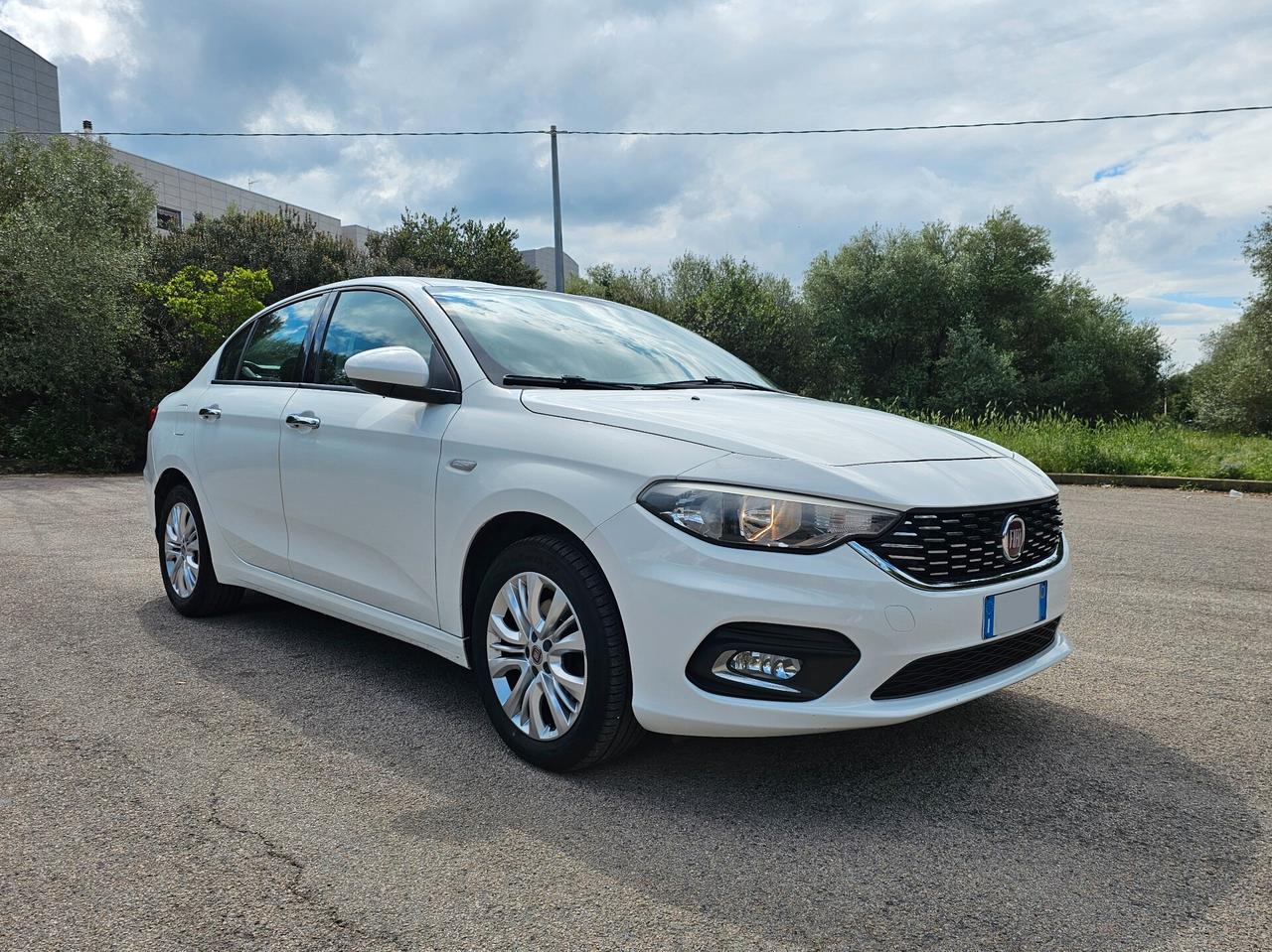 Fiat Tipo 1.6 Mjt 4 porte Lounge