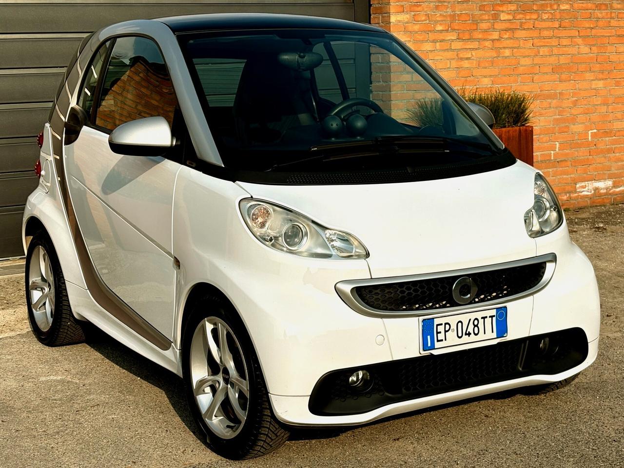 SMART FORTWO 1.0 benz-129.000km-Garanzia-2013