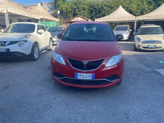 LANCIA Ypsilon 1.2 69 CV 5 porte GPL Ecochic Gold