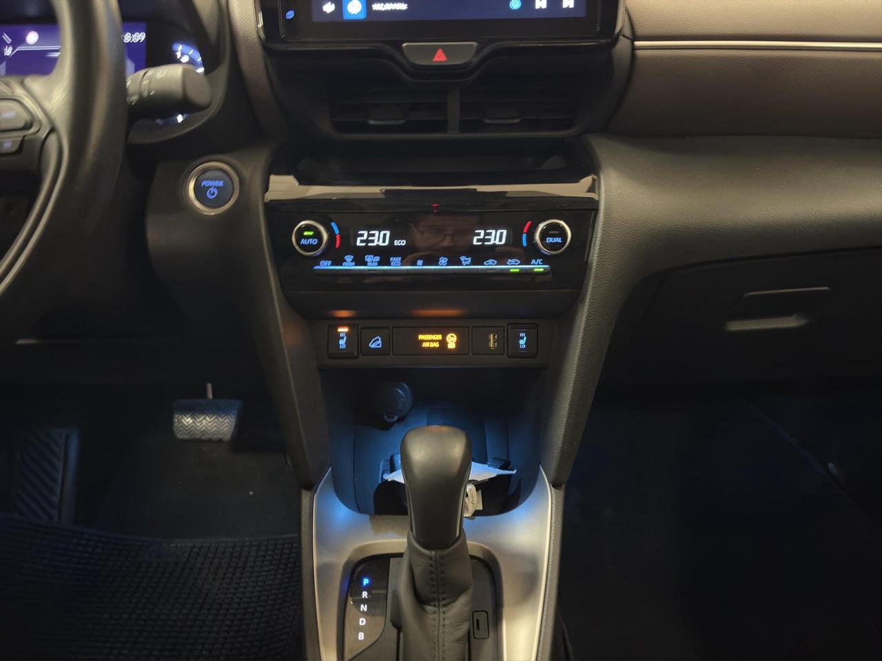 Toyota Yaris Cross 1.5h Lounge awd-i 116cv e-cvt