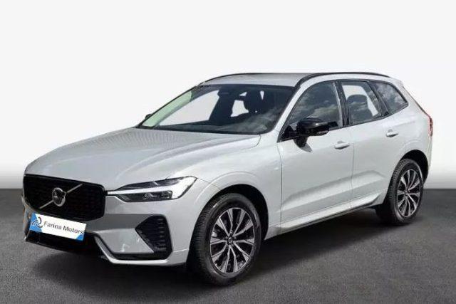 VOLVO XC60 B4 (d) AWD automatico Plus Dark N1Autocarro