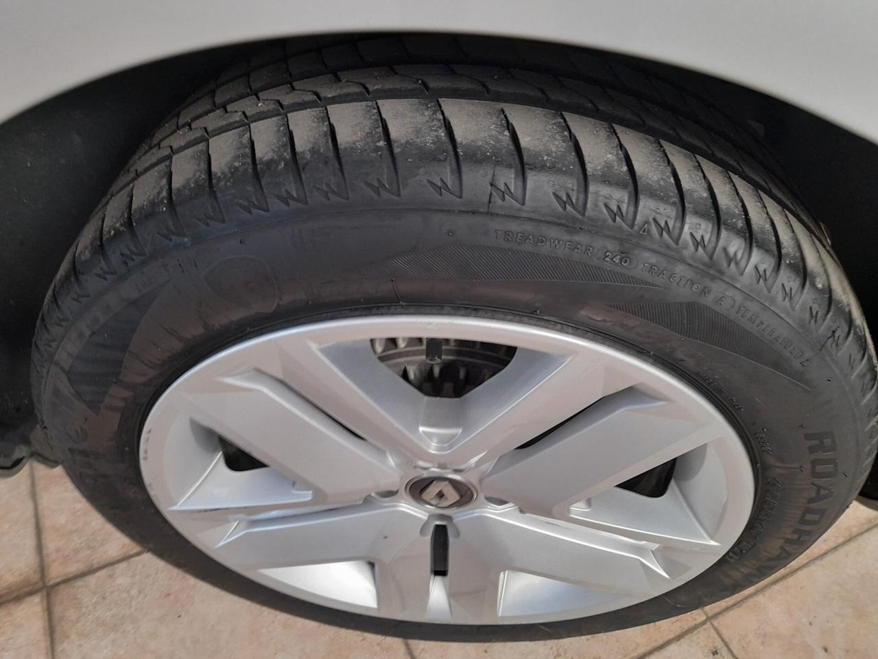 Renault Clio TCe 90 CV 5 porte R.S. Line