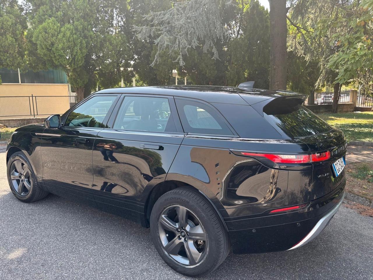 Land Rover Range Velar 2.0D I4 204 CV R-Dynamic