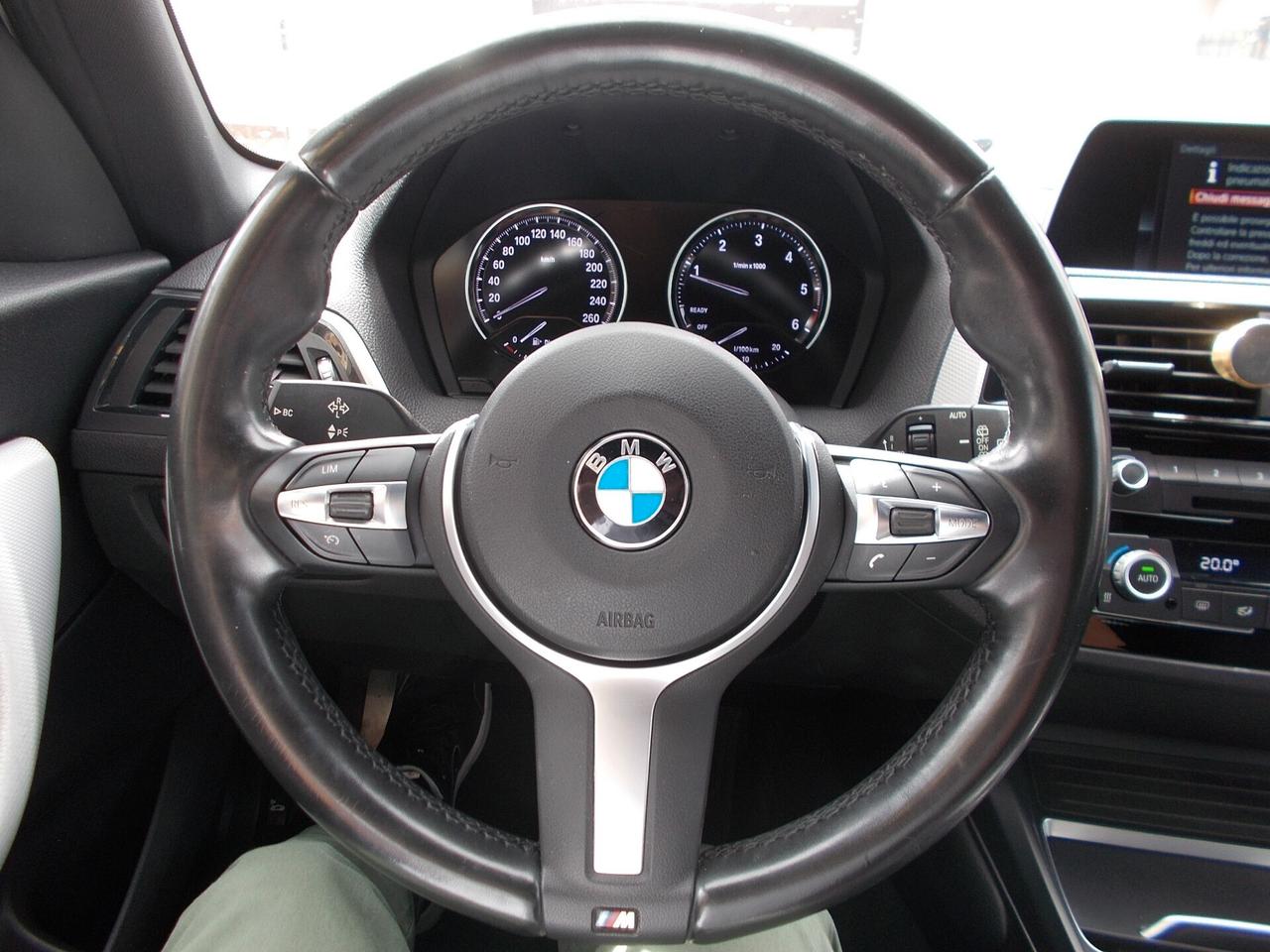 Bmw 118 118d 5p. Msport