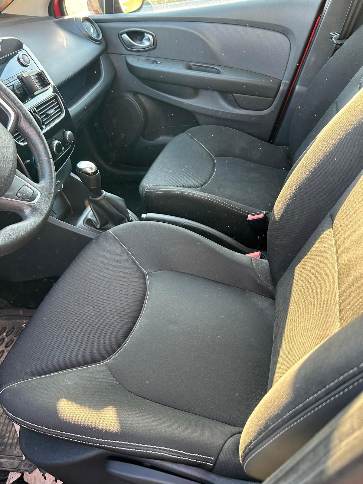 Renault Clio 1.2 75CV 5 porte Life ok neo patentati