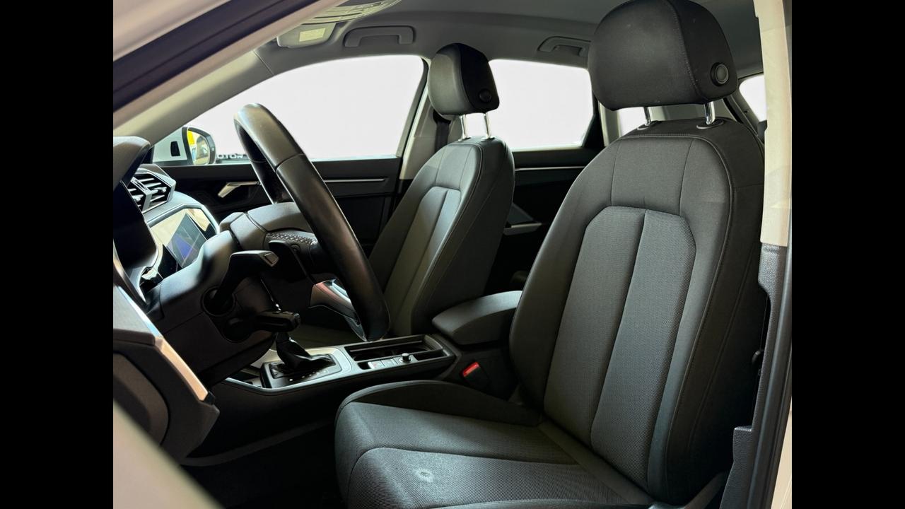 AUDI Q3 II 2018 - Q3 35 2.0 tdi Business s-tronic