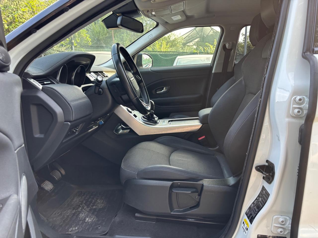 Land Rover Range Evoque 2.0 TD 5p. SE Dynamic