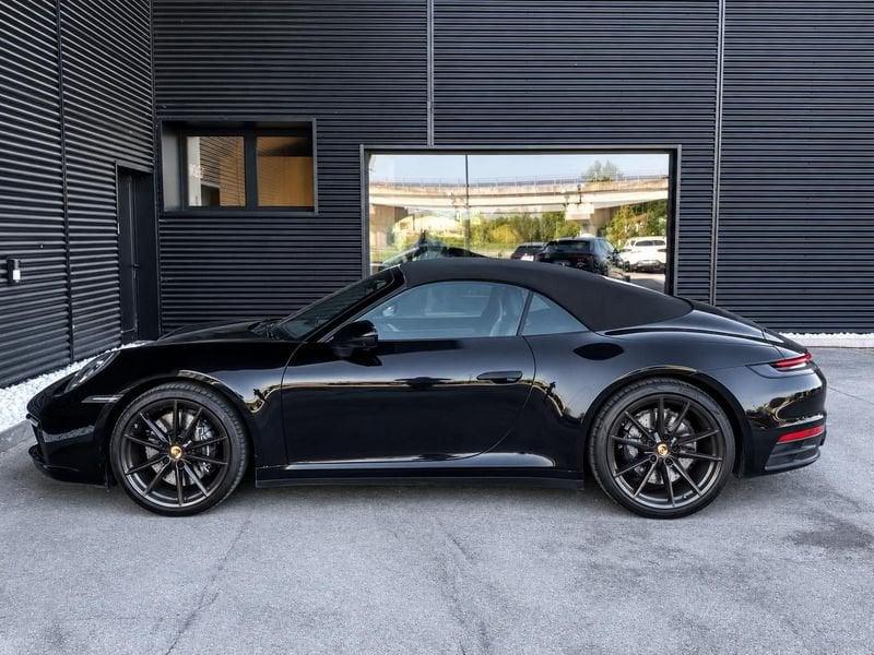 Porsche 911 Carrera Cabriolet 385 CV (992.1)