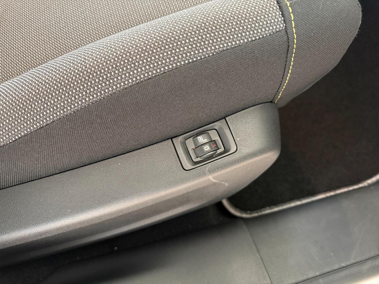 Citroen C3 1.2 83cv Shine Km43000 Neopatentati Bicolore