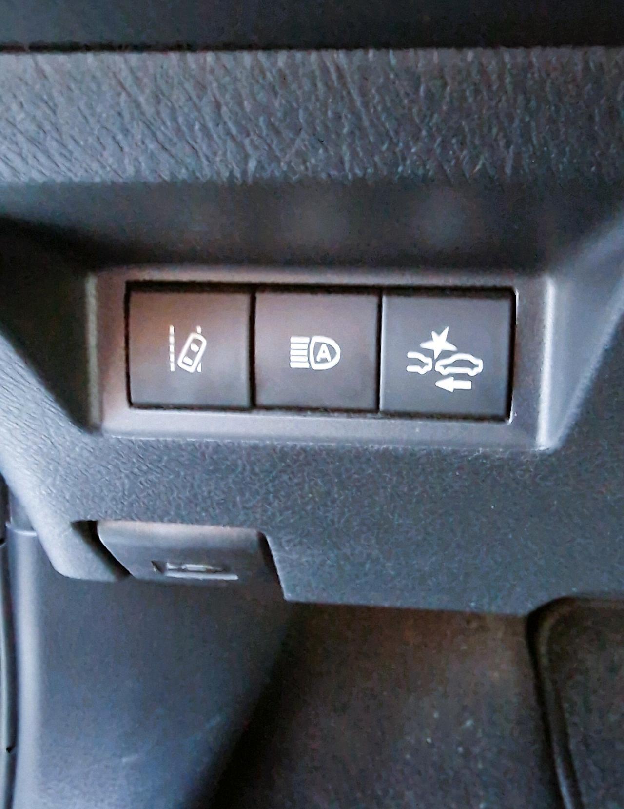 Toyota Yaris 1.5 Hybrid 5 porte Business