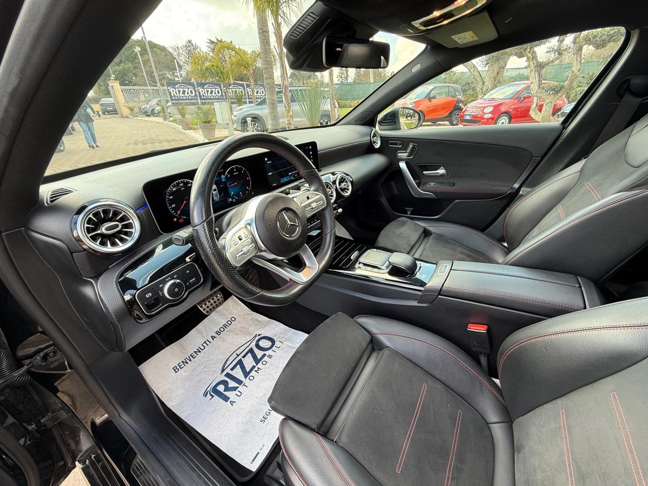 Mercedes-benz A 180 d Automatic Amg Premium Tetto Pelle Navi Led64Colori