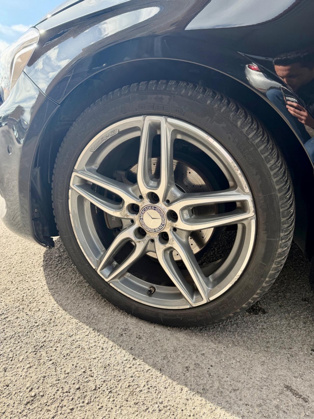 Mercedes-benz A 180 d Premium AMG 2017