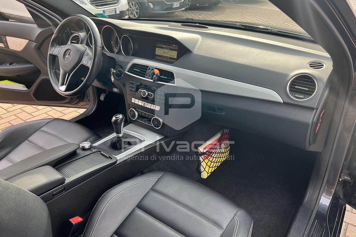 MERCEDES C 220 CDI BlueEFFICIENCY Coupé Avantgarde