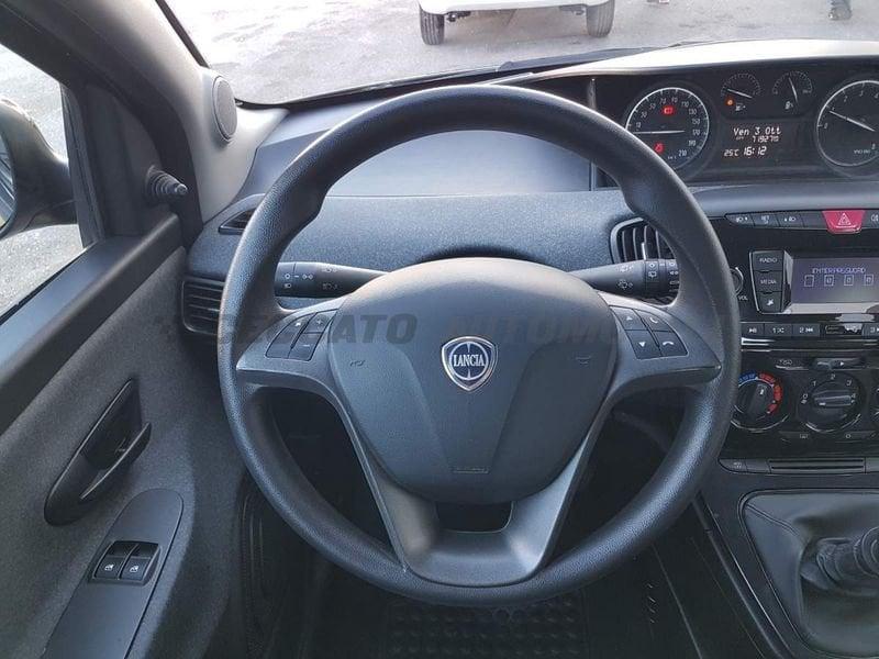Lancia Ypsilon Ypsilon 1.0 firefly hybrid Silver s&s 70cv