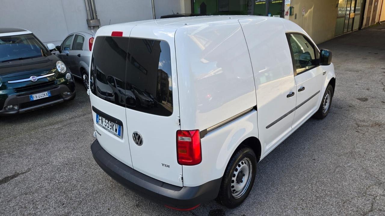 Volkswagen Caddy 2.0 TDI 102 CV Highline 2Posti