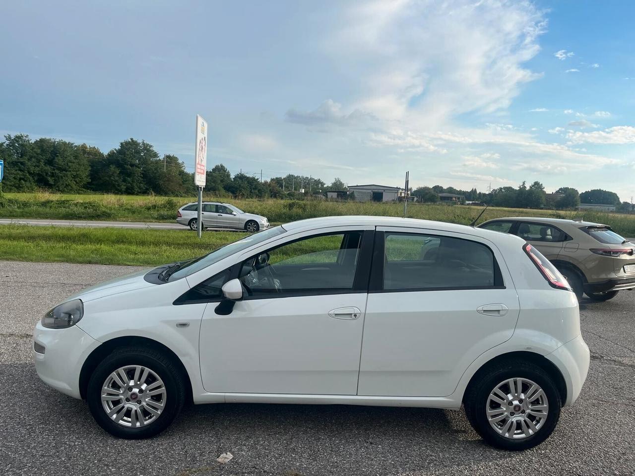 Fiat Punto 1.4 8V 5 porte Natural Power Street