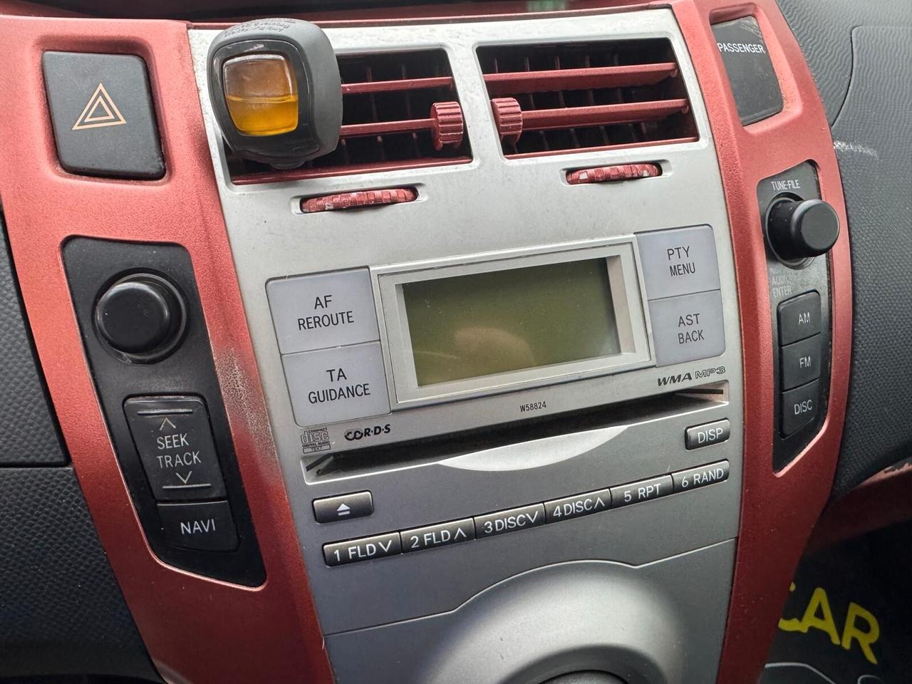 Toyota Yaris 1.0 Benzina 69Cv - Ok neopatentati