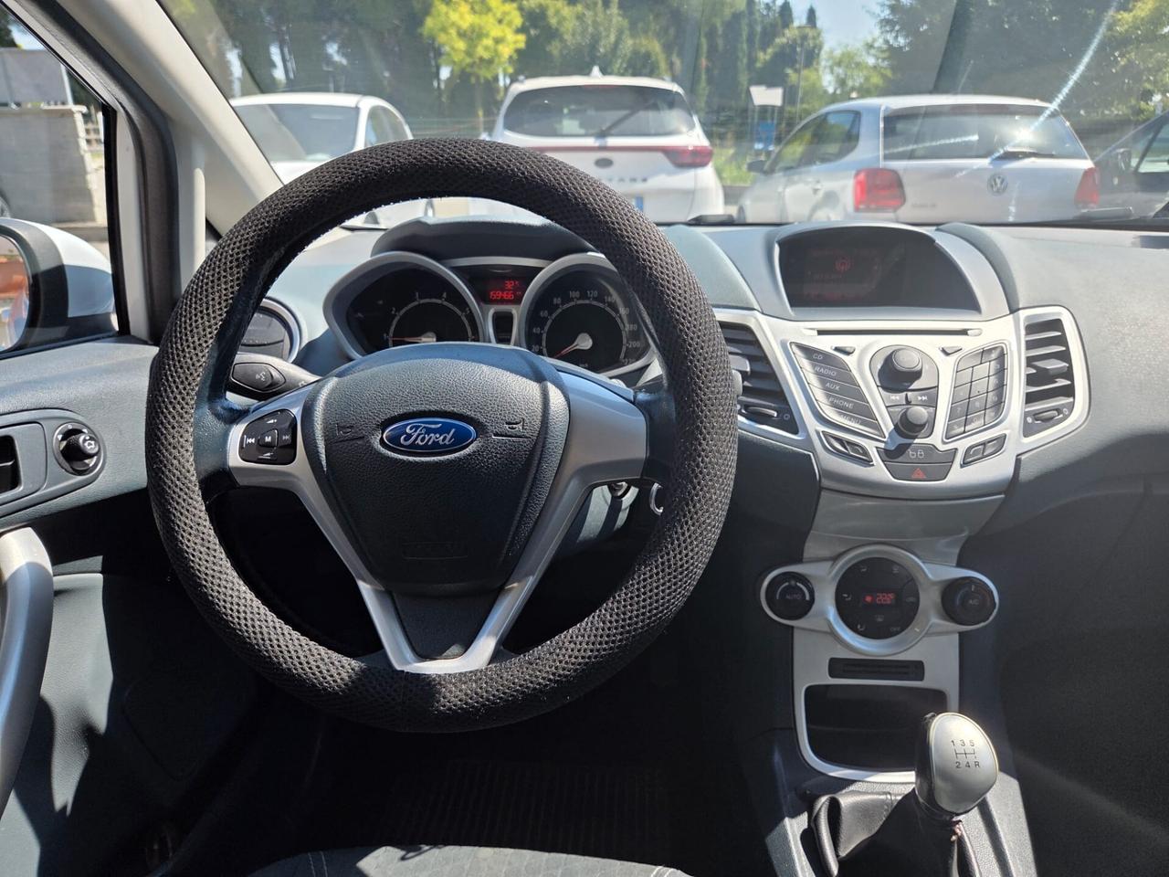 Ford Fiesta 1.4 5 porte Bz.- GPL Titanium