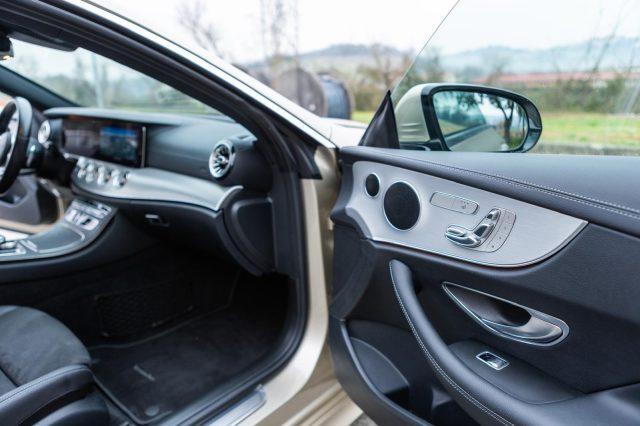 MERCEDES-BENZ E 220 d 4Matic Premium Plus