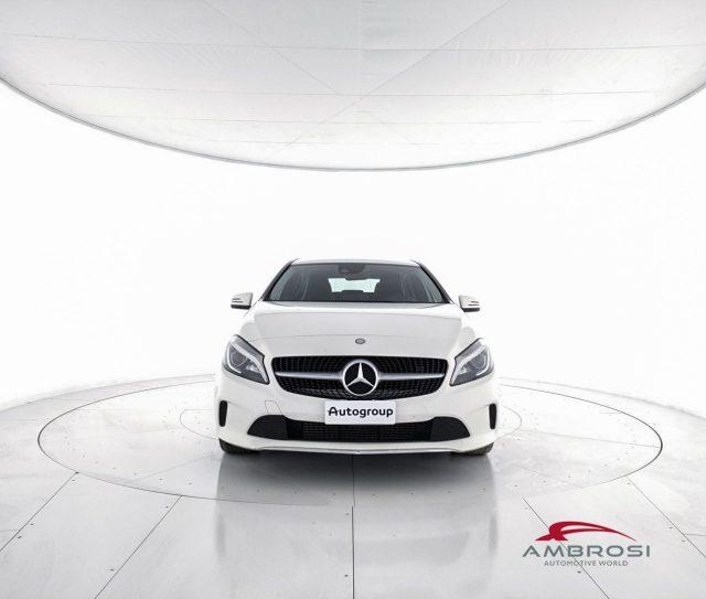 MERCEDES-BENZ CLA sse A 180 d Sport