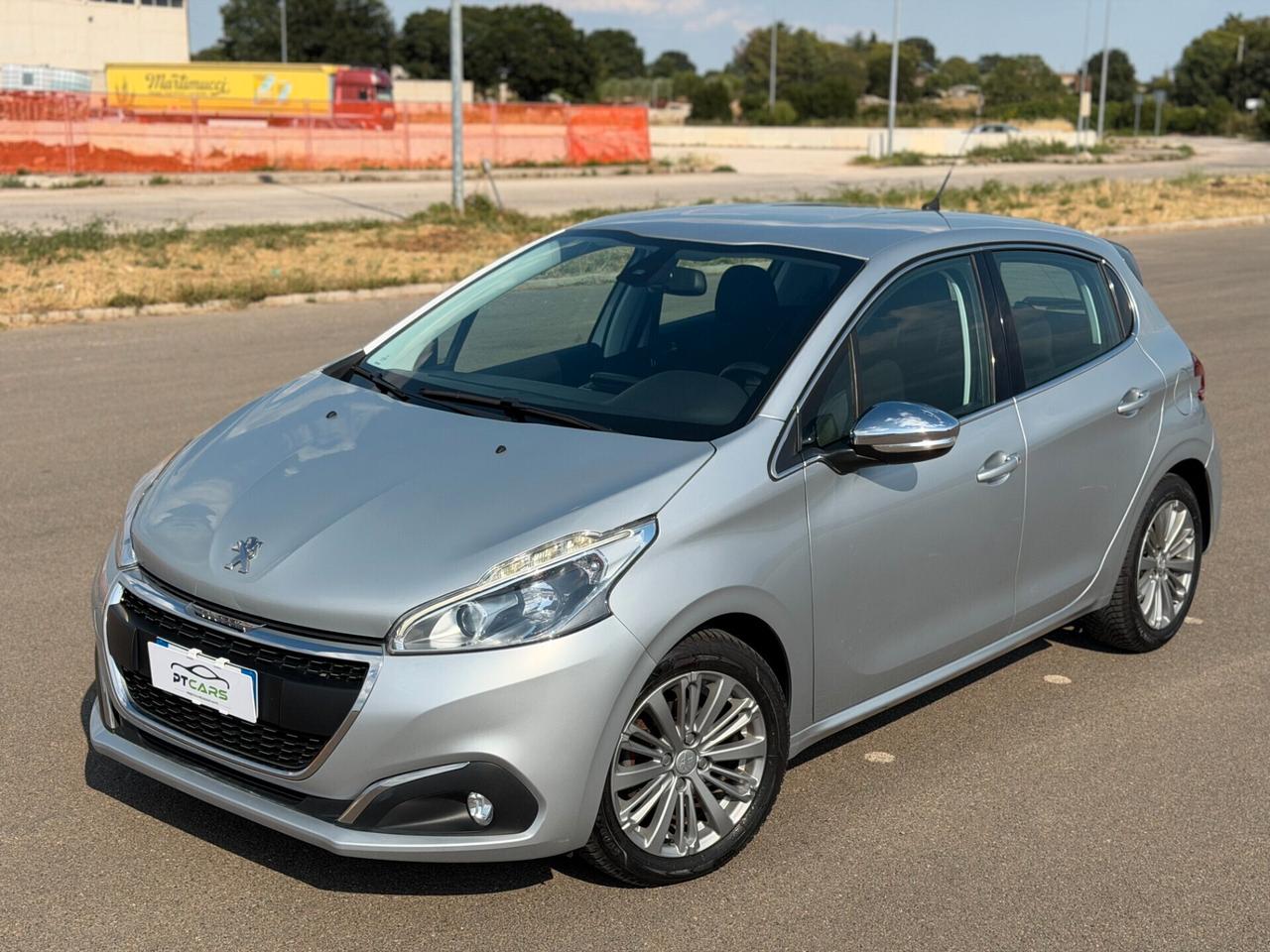 Peugeot 208 1.6 BlueHDi 100cv 5 porte Allure
