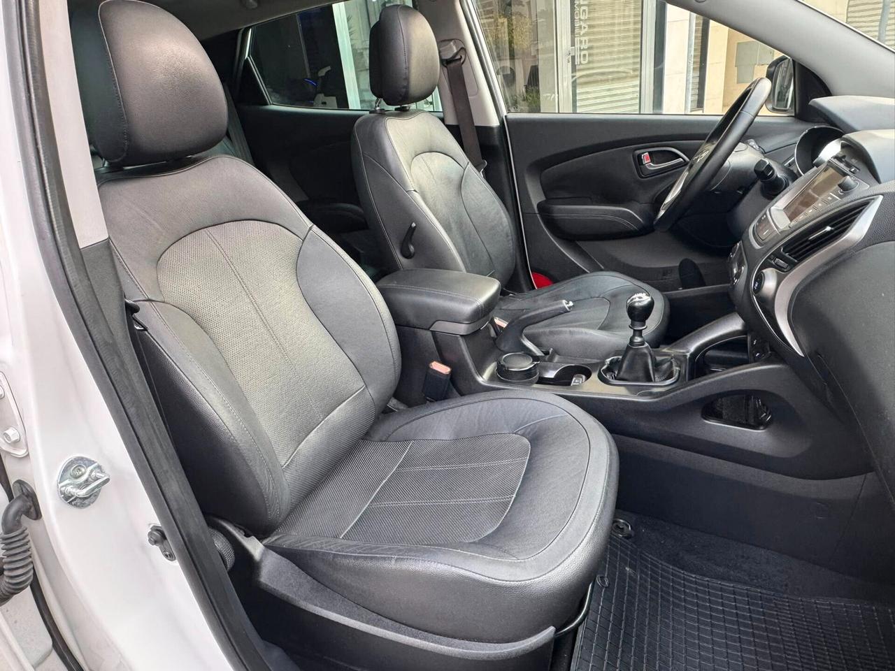 HYUNDAI IX35 1.7 CRDI 115 CV TETTO+NAVI+BIXENO+PELLE