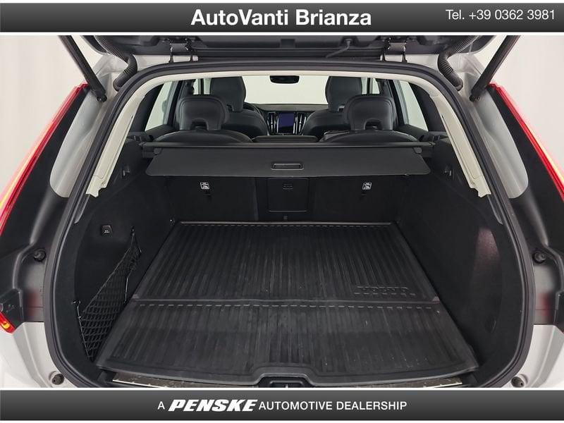 Volvo XC60 XC60 2.0 Plug-in Hybrid AWD automatico Inscription