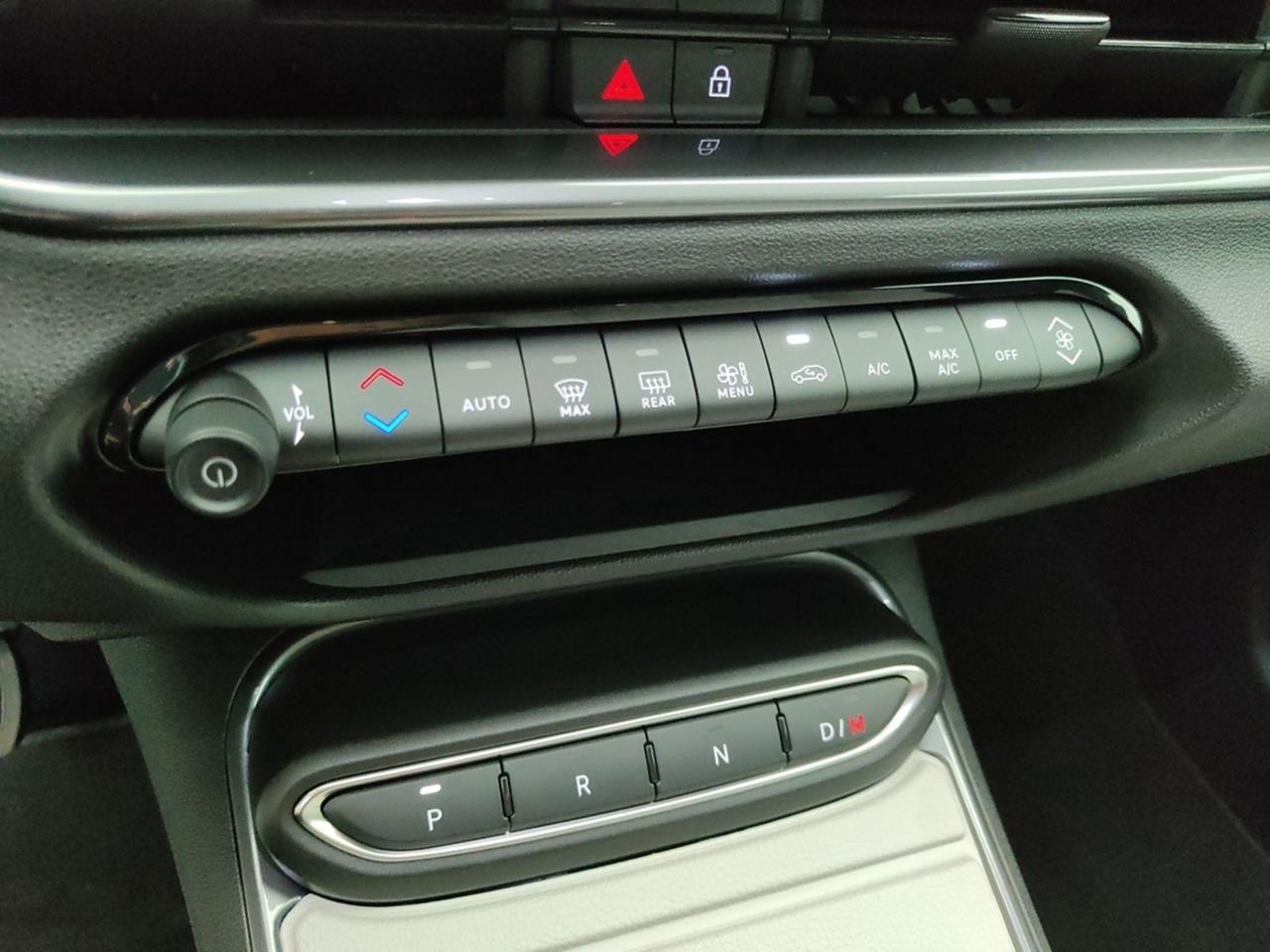 FIAT 600 IV 2023 600 1.2 MHEV 110CV DCT LA PRIMA