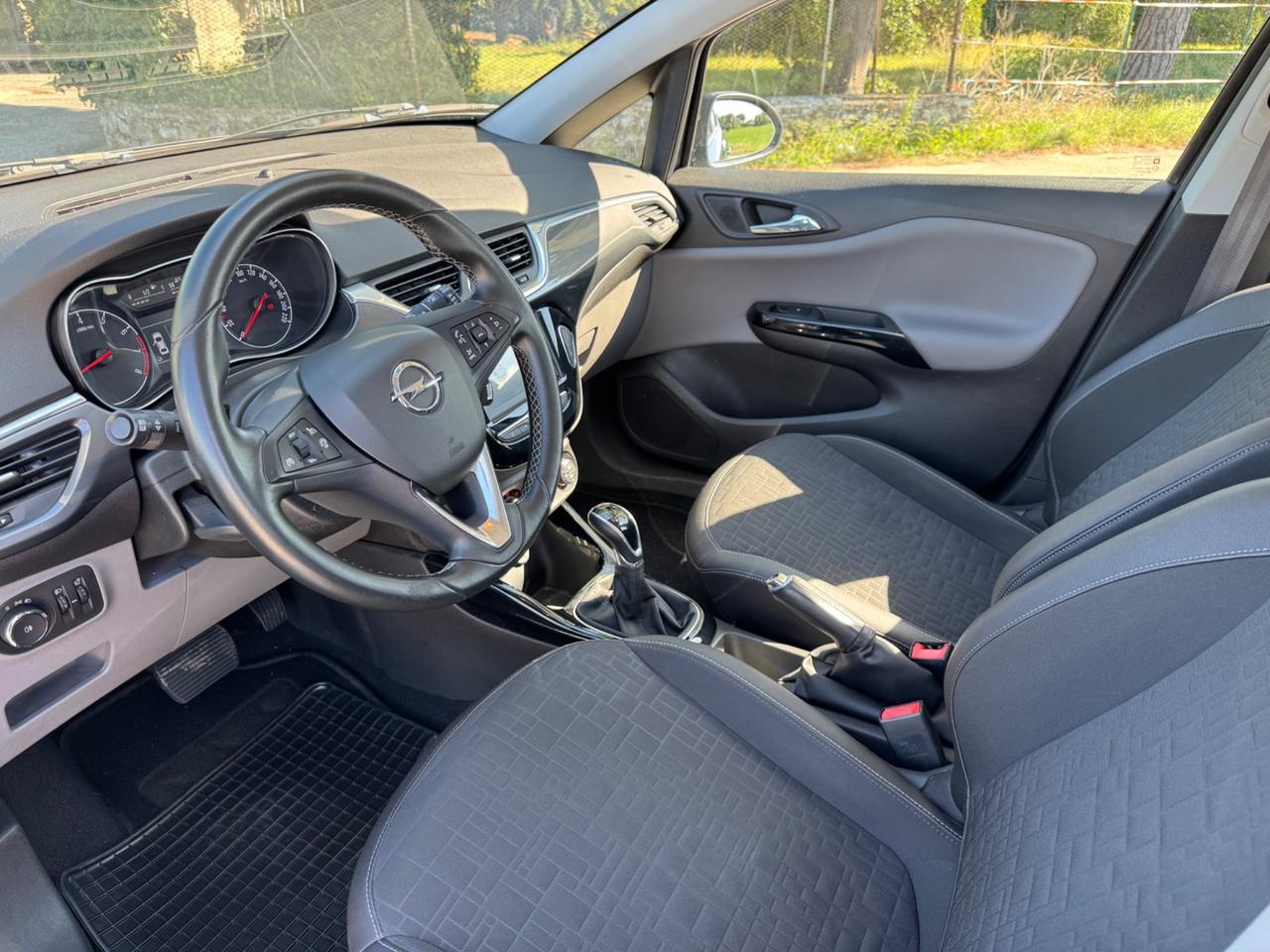 Opel Corsa 1.4 90CV Start&Stop aut. Coupé b-Color