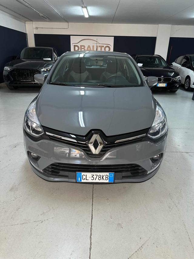 RENAULT Clio dCi 8V 90 CV 5 porte Moschino Intens