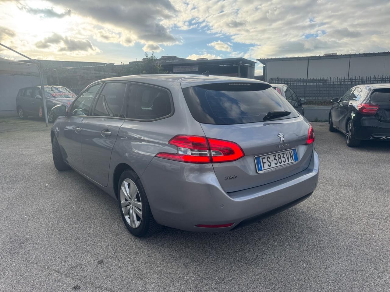 Peugeot 308 BlueHDi Automatica 130 S&S SW Business