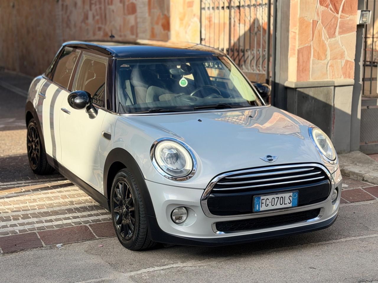 Mini 1.5 Cooper D 5 porte