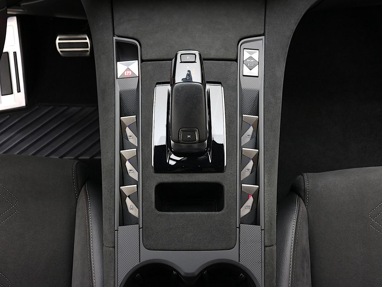 Ds 7 BlueHDi 130 Performance Line+ TETTO APRIBILE