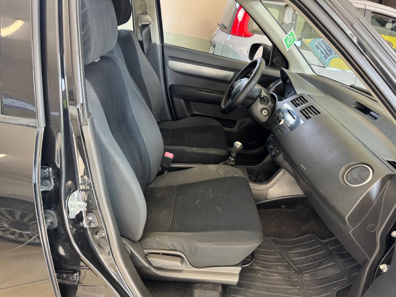 Suzuki Swift 1.3 DDiS 5p. GLX