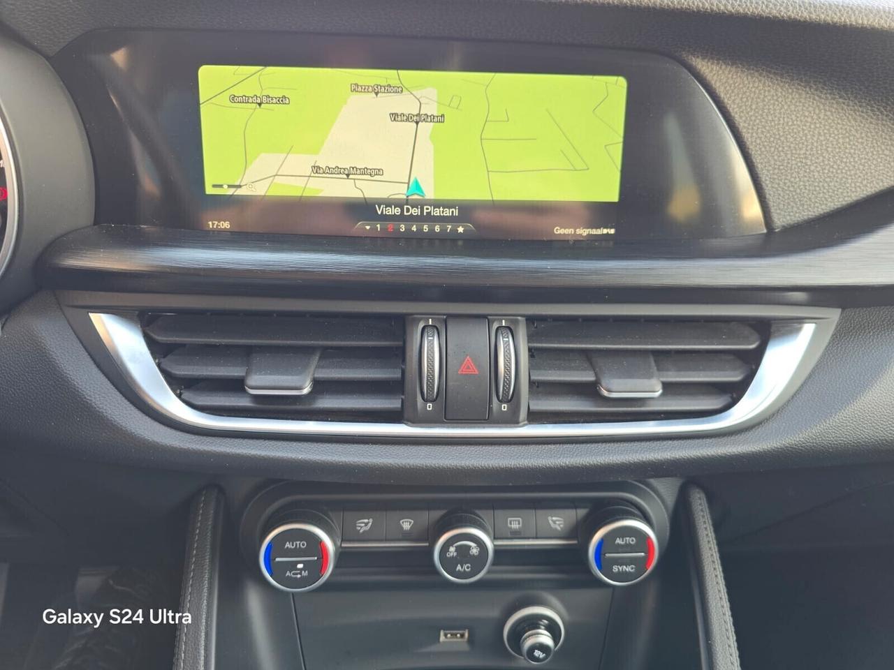 Alfa Romeo Stelvio 2.2 Turbodiesel 160 CV AT8 RWD Sport-Tech