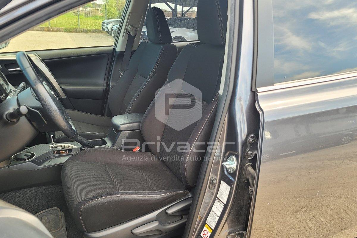 TOYOTA RAV4 2.2 D-CAT A/T 4WD Style