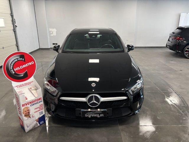 MERCEDES-BENZ A 180 d Executive Full Optional