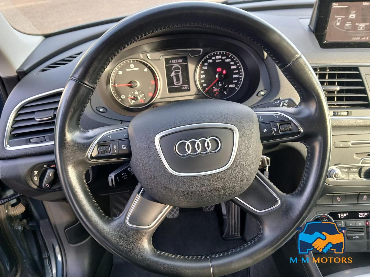 Audi Q3 2.0 tdi Business 120cv