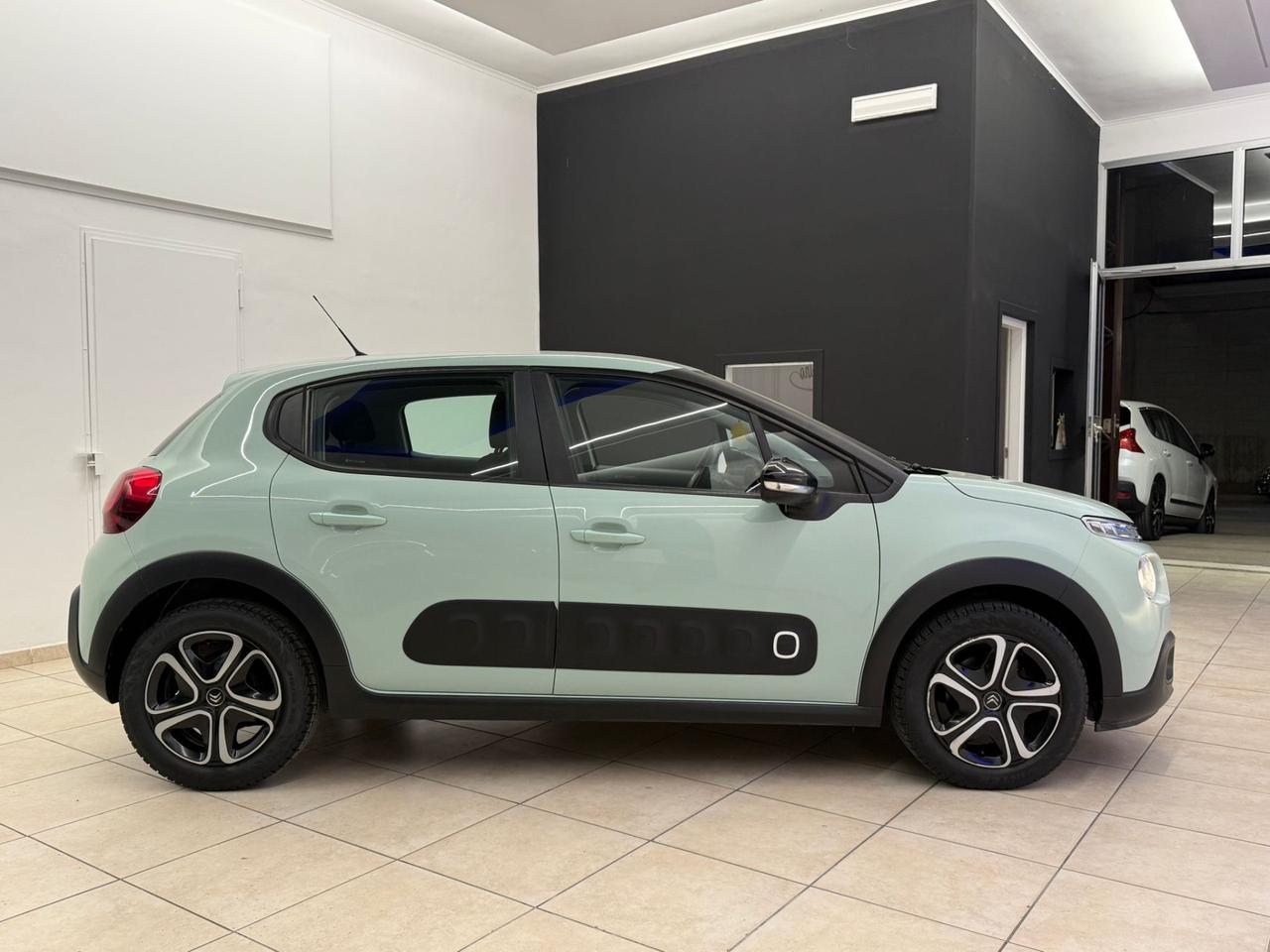 Citroen C3 PureTech 82 GPL Shine-2017